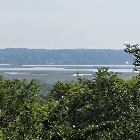 Akacfa Vendeghaz * Pakozd