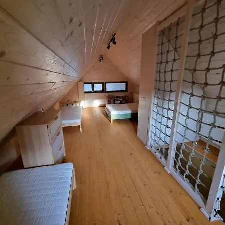 Akacfa Vendeghaz Pakozd