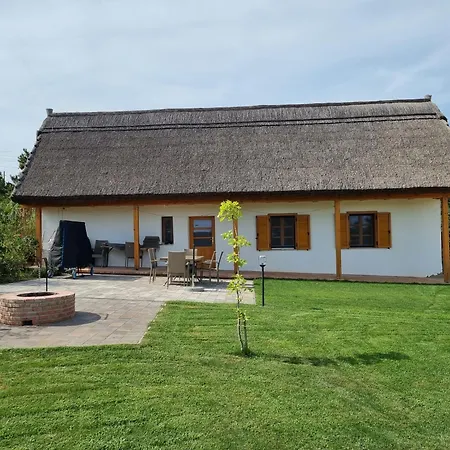 Akacfa Vendeghaz Pakozd