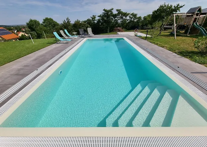 Nyaraló Parasztház Kilátással