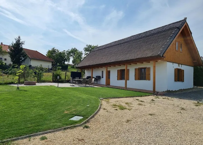 Nyaraló Parasztház Kilátással